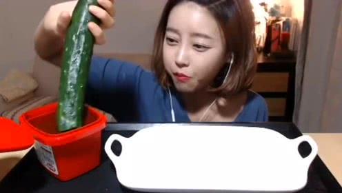 娱乐吃瓜酱美女视频,揭秘美女视频背后的故事