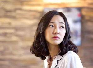 娱乐吃瓜姐娜娜摆摊日记,揭秘娱乐圈背后的真实生活