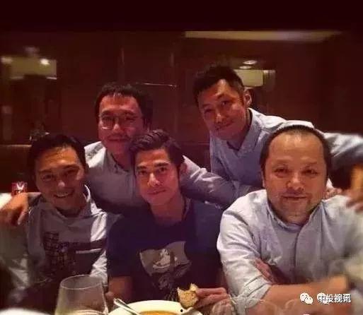 娱乐圈吃瓜兄弟,揭秘明星背后的故事与真相